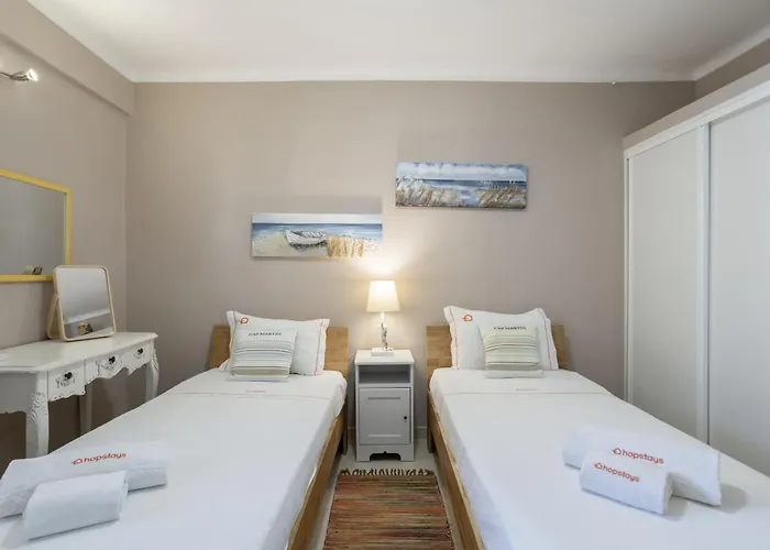 Retreat - 2br With Terrace & Ac * Calicos (Albufeira)