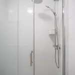 Apartman Retreat - 2br With Terrace & Ac